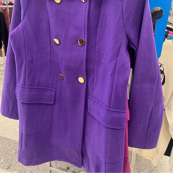 Meet your Posher, Vanessa - Picture 1 of 1